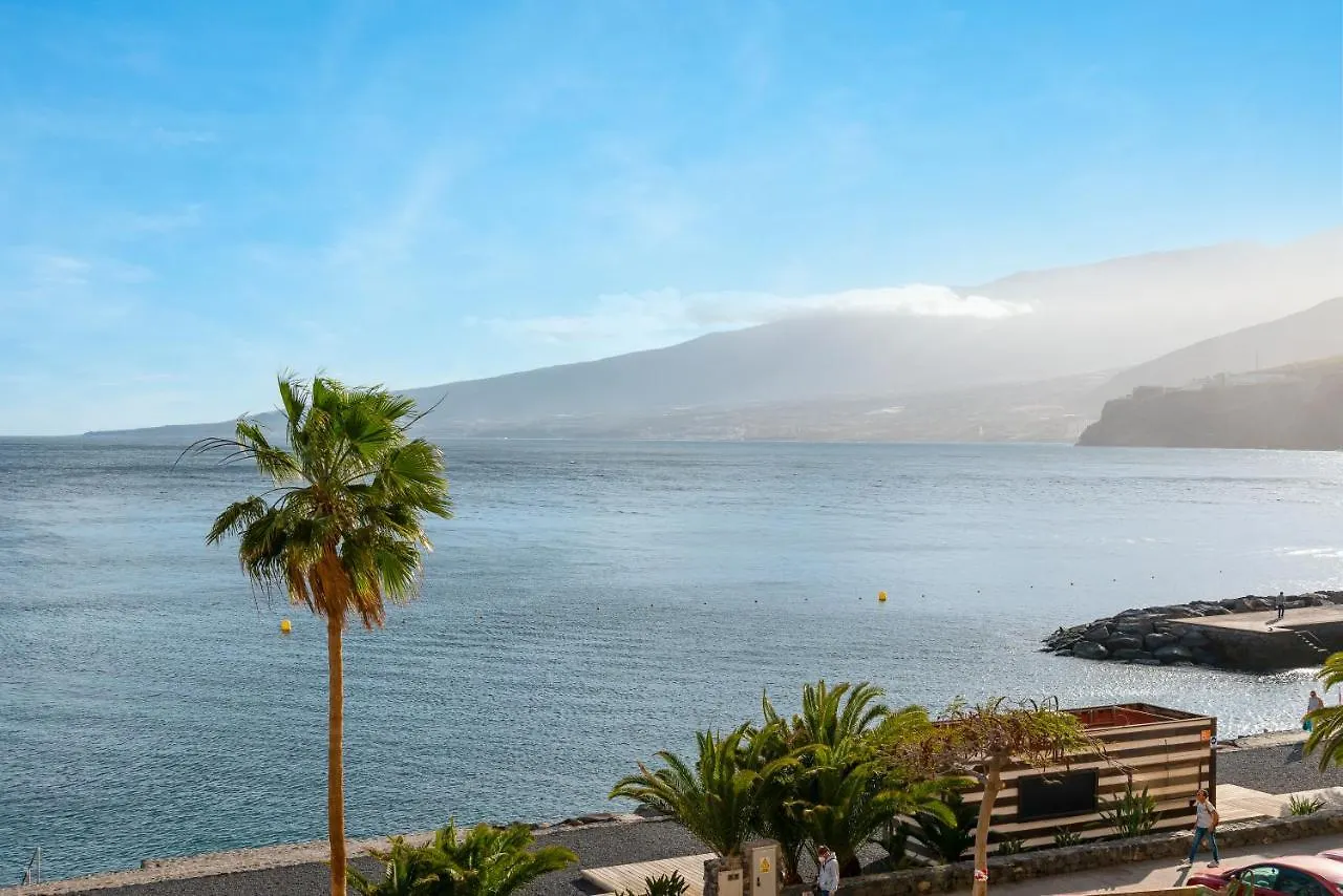 Artistic Beachfront Apartment With Ocean Views Radazul Spain